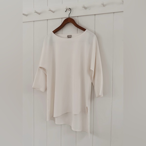Chicos Asymmetrical Hem Scuba Tunic Cream White Minimal Minimalist Size O Small - Picture 4 of 14